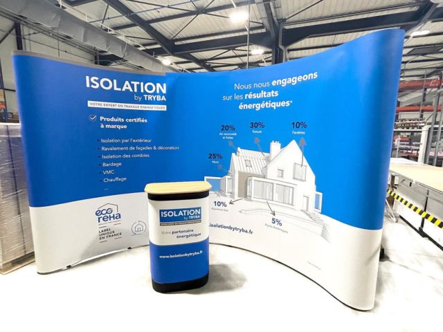En direct de nos ateliers 🌟 Le maxi STAND Courbe 5x3m, impression Recto/Verso avec mini-comptoir d'accueil, une valeur sûr pour vos opérations Trade-show. Merci TRYBA 🙏🏻 
Réalisation en 3 jours 😉

Vos demandes urgentes :
DS Impression 👉 https://www.dsimpression.fr
impression.cool 👉 https://www.impression.cool

#trademarketing  #stand #salon #impression #ILV #dsimpression #tryba