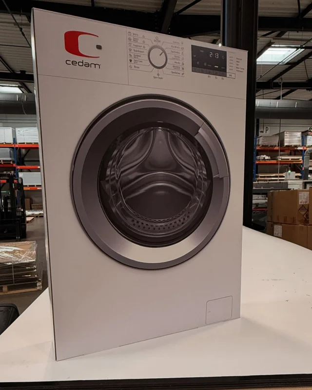 [EN DIRECT DE NOS ATELIERS] Impression de #PLV carton ♻️ en « trompe l’oeil » 3D pour CEDAM 🤩 Illusion parfaitement réussie. 👍

Vos dispositifs complets de PLV instore et vos demandes sur :
👉 www.dsimpression.fr 
👉 www.impression.cool
A partir de 1 ex et jusqu’à + de 1000 ex en série.

#trademarketing #plv #impression #activation #merchandising