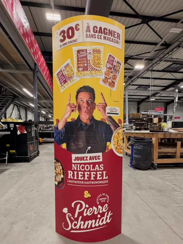 En DIRECT de nos ateliers #PLV : Totems elliptiques ♻️ un incontournable.
A commander également sur www.impression.cool